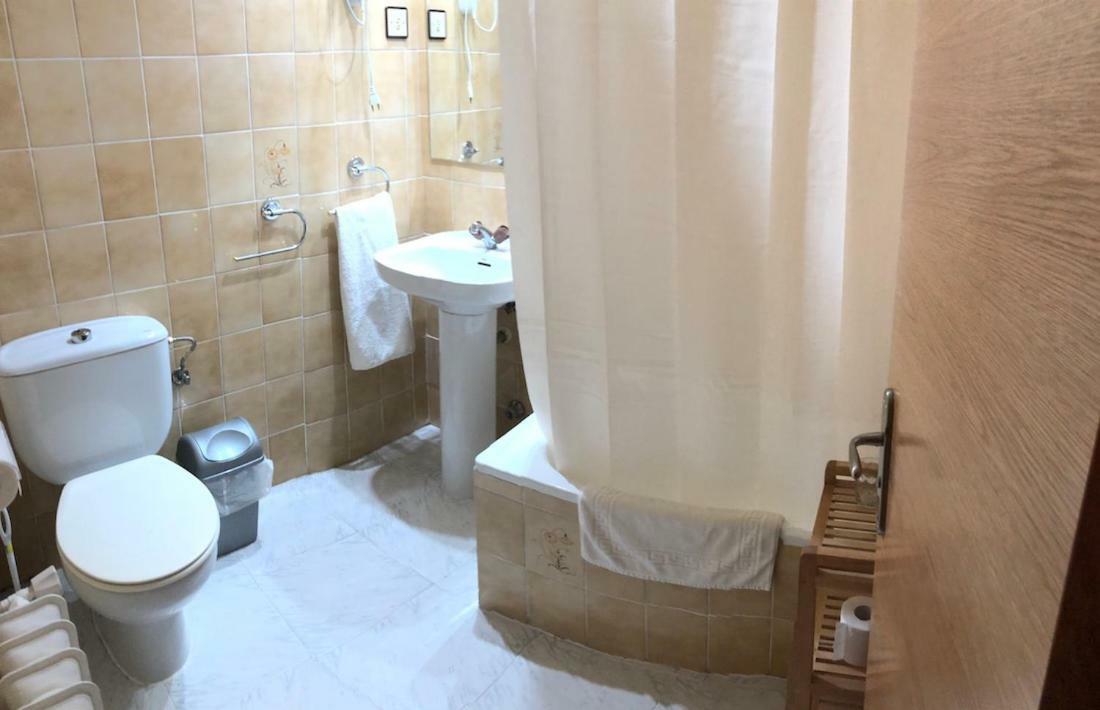 Hostal El Arco Almazán Eksteriør bilde
