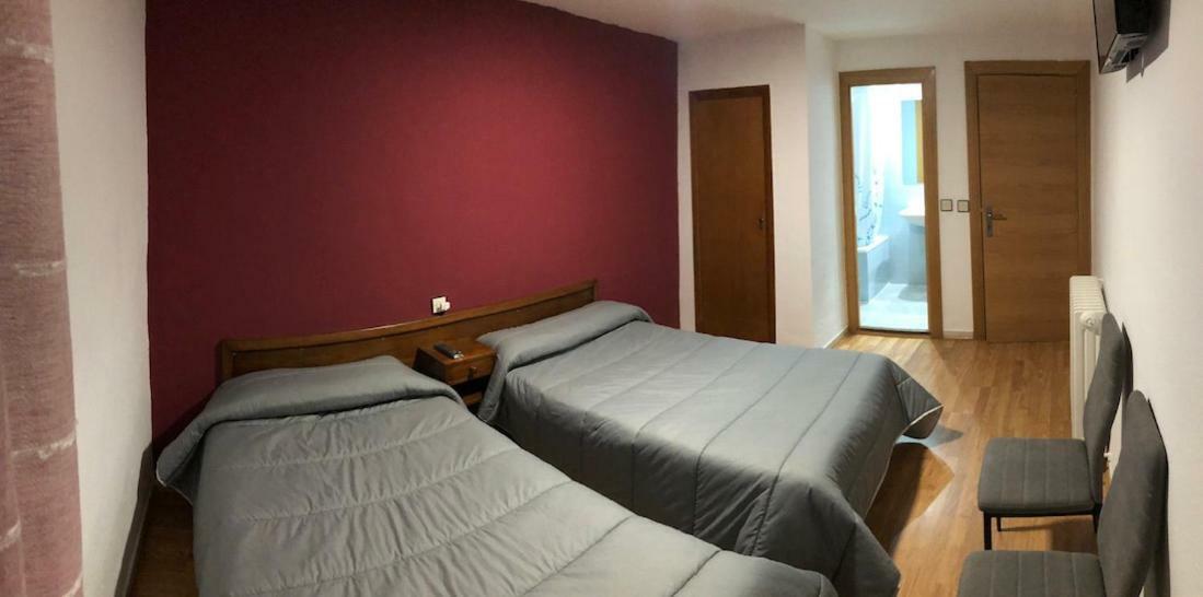 Hostal El Arco Almazán Eksteriør bilde