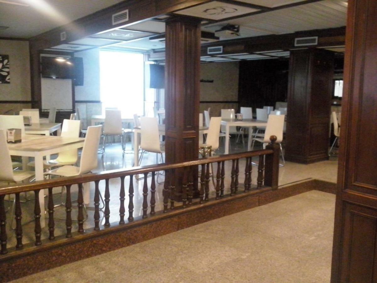 Hostal El Arco Almazán Eksteriør bilde