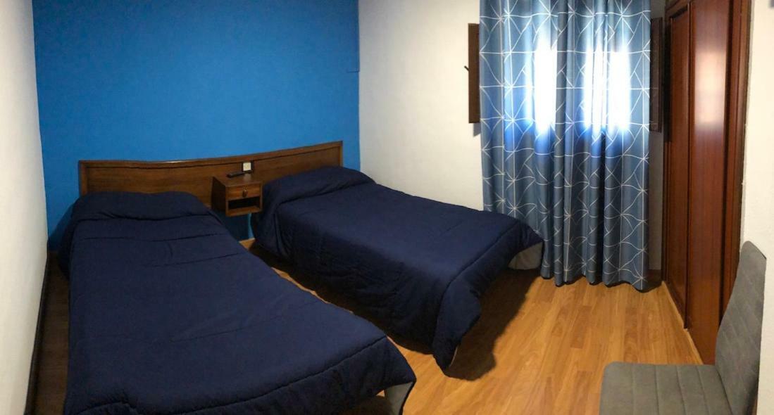 Hostal El Arco Almazán Eksteriør bilde